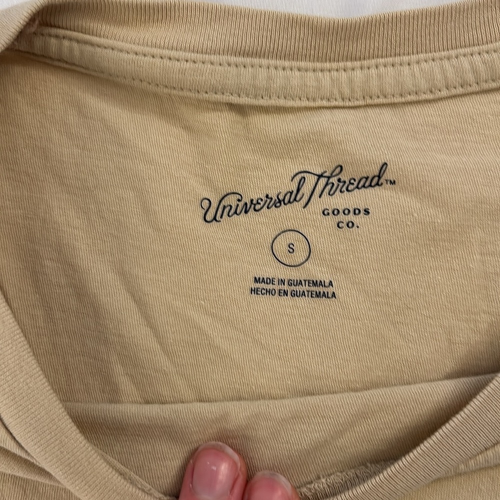 Universal Threads Cropped Tee - Picture 2 of 2